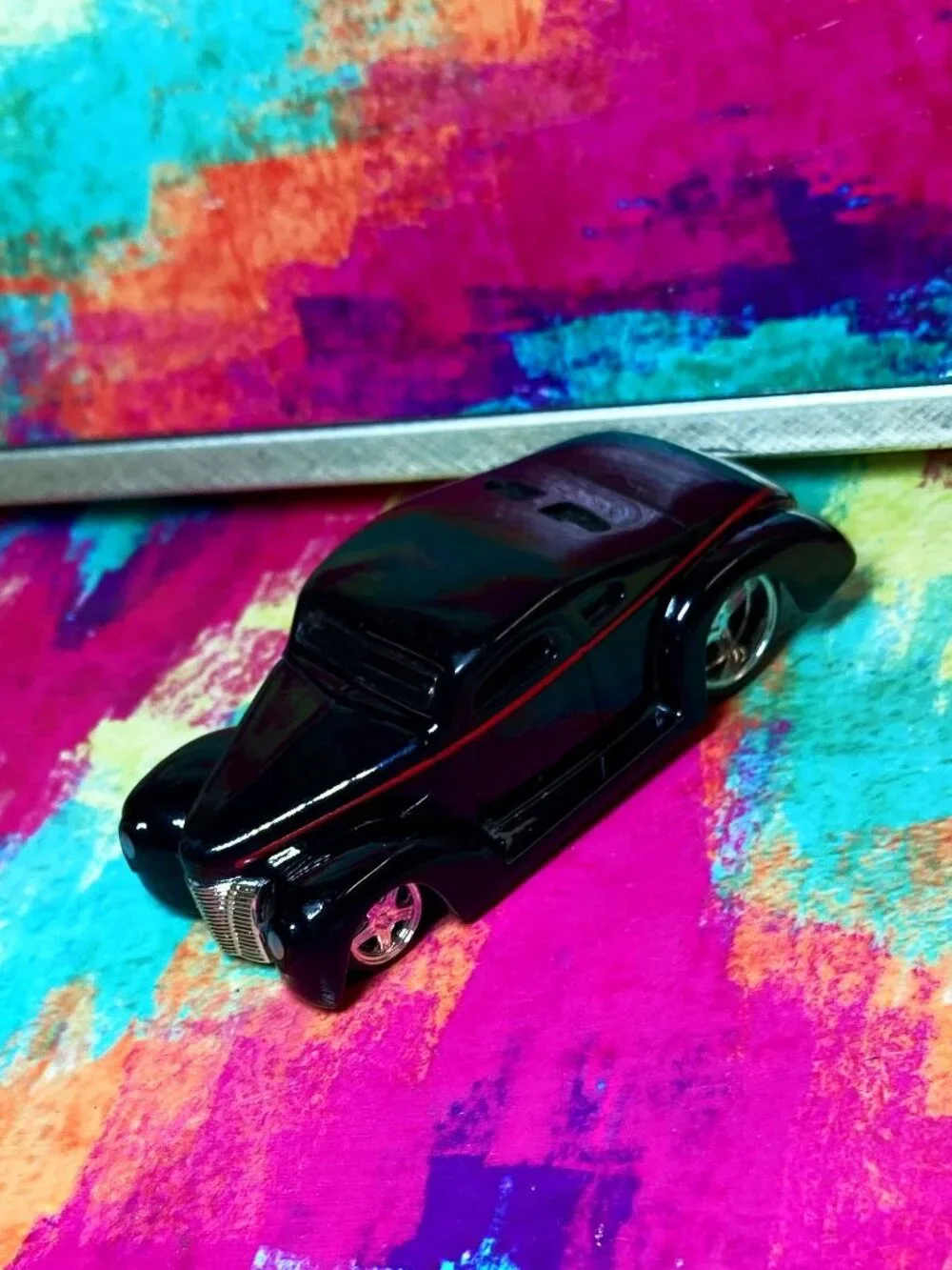 TOY CAR COLLECTIBLE - '40 FORD COUPE HOT ROD SCALE 1/64 CHROME RIMS